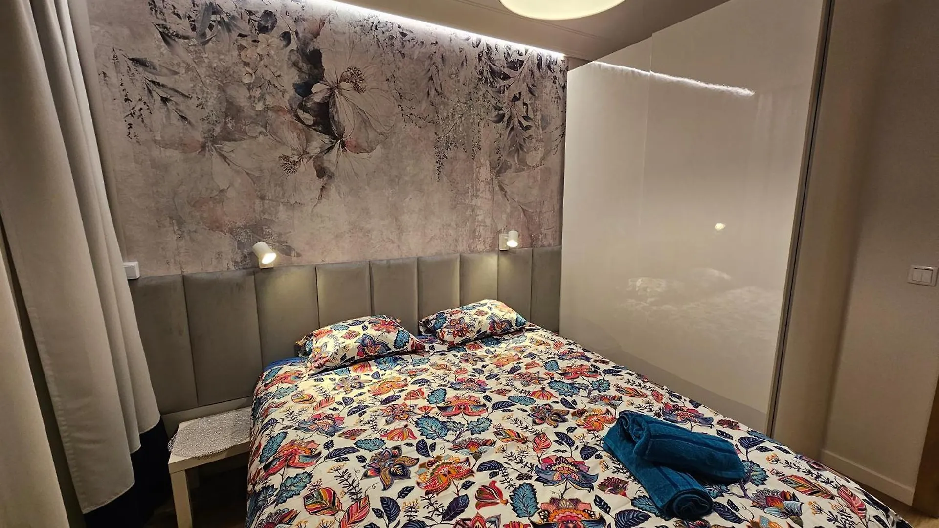 Apartament Elegance, Metro, Free Parking Warsaw 0*,